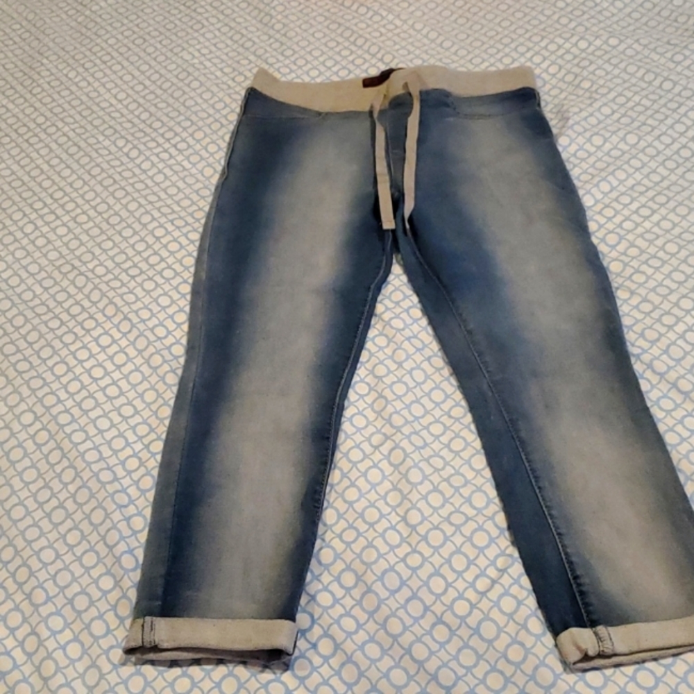 Capri jeans